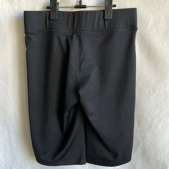 Fila hiking/biking/running Bermuda-length athletic shorts, size XS - Picture 4 of 5